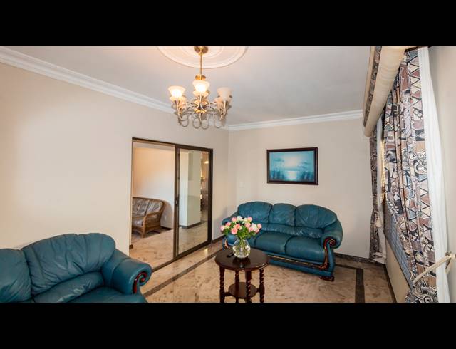4 BEDROOM HOUSE FOR SALE IN BLUFF